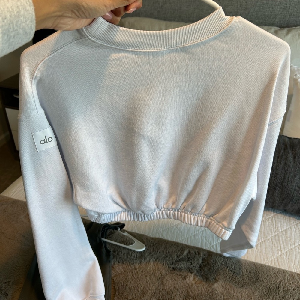 ALO Yoga white Cropped Sweatshirt